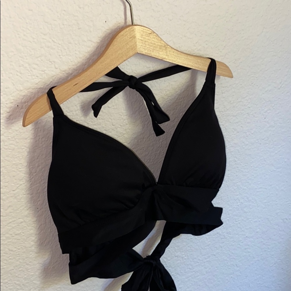 Black halter bikini top with cut outs’